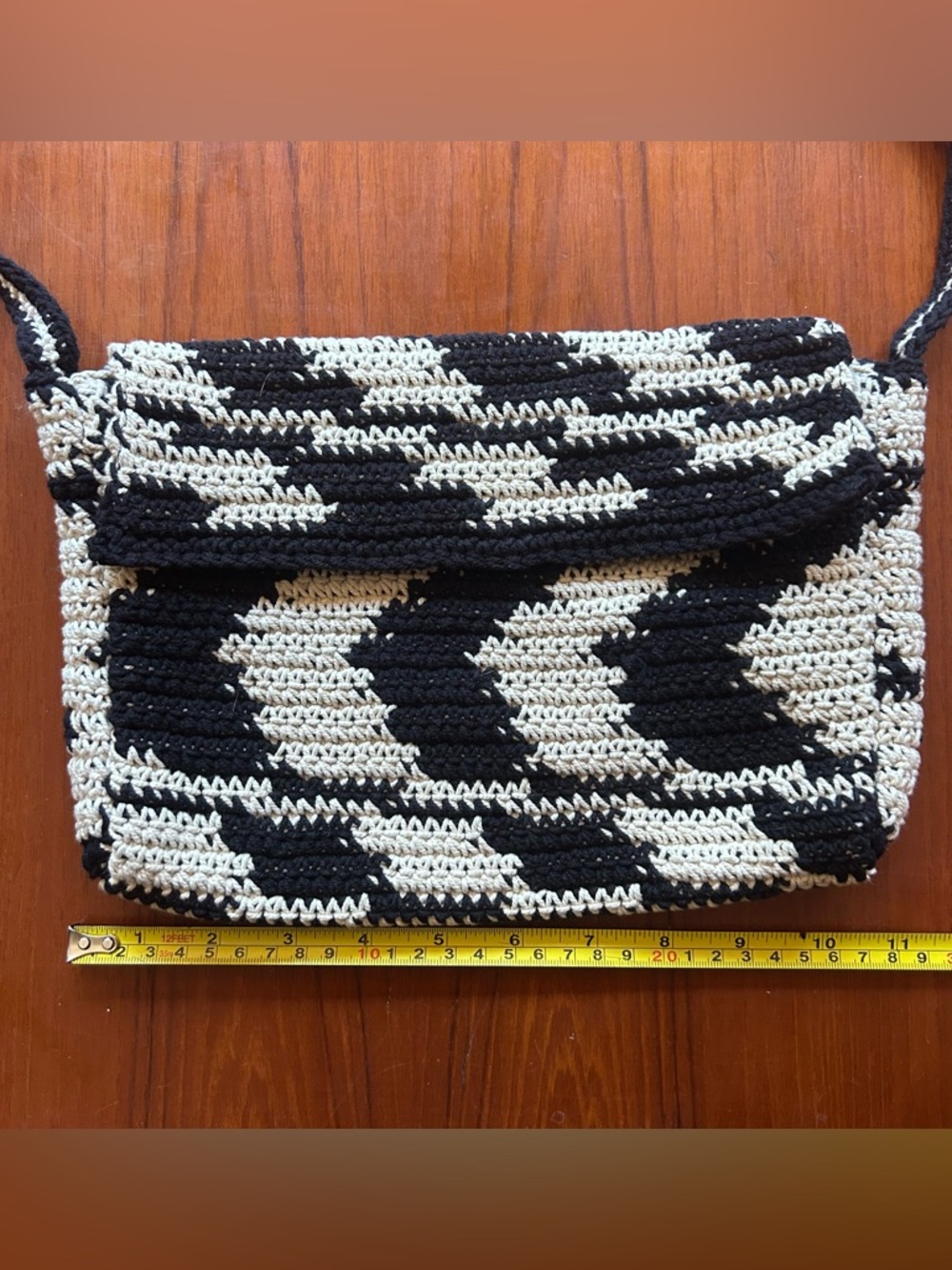 Crochet Handbag - Picture 7 of 9